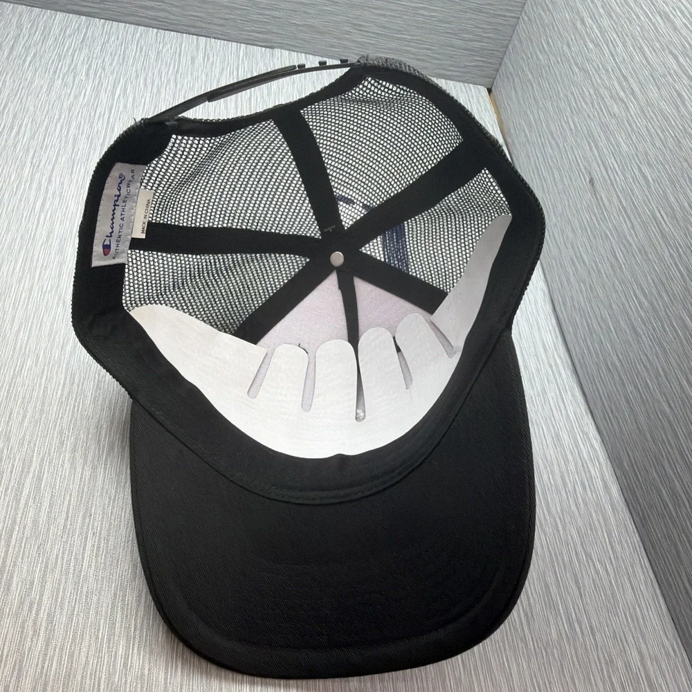 Champion Cincinnati‎ Bearcats Trucker Hat Black Red Snapback NCAA Mesh Cap